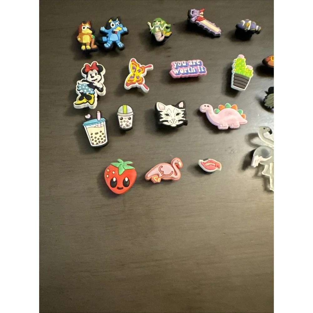 Lot Of Random Crock Charms Minnie Cat Dog Bluey Butterfly Strawberry Fish More !